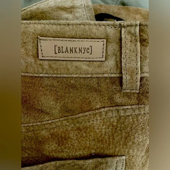 NWT Blank NYC Women’s Real Suede Midi Skirt Pecan Color Size 25 - Picture 9 of 9